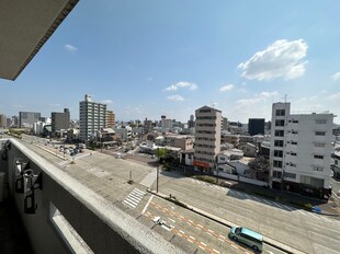 アズロワイヤル芳野の物件内観写真